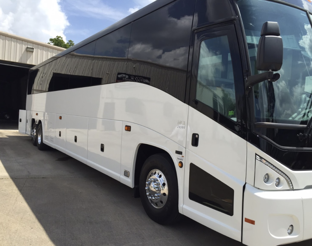 Royal Buses of Houston