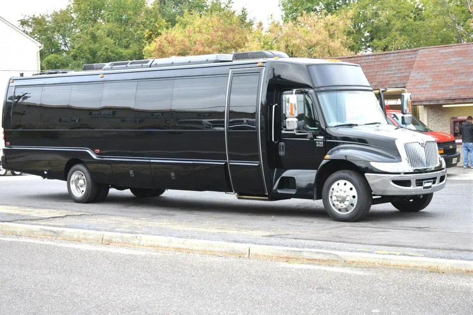 West Tennessee Tour Bus