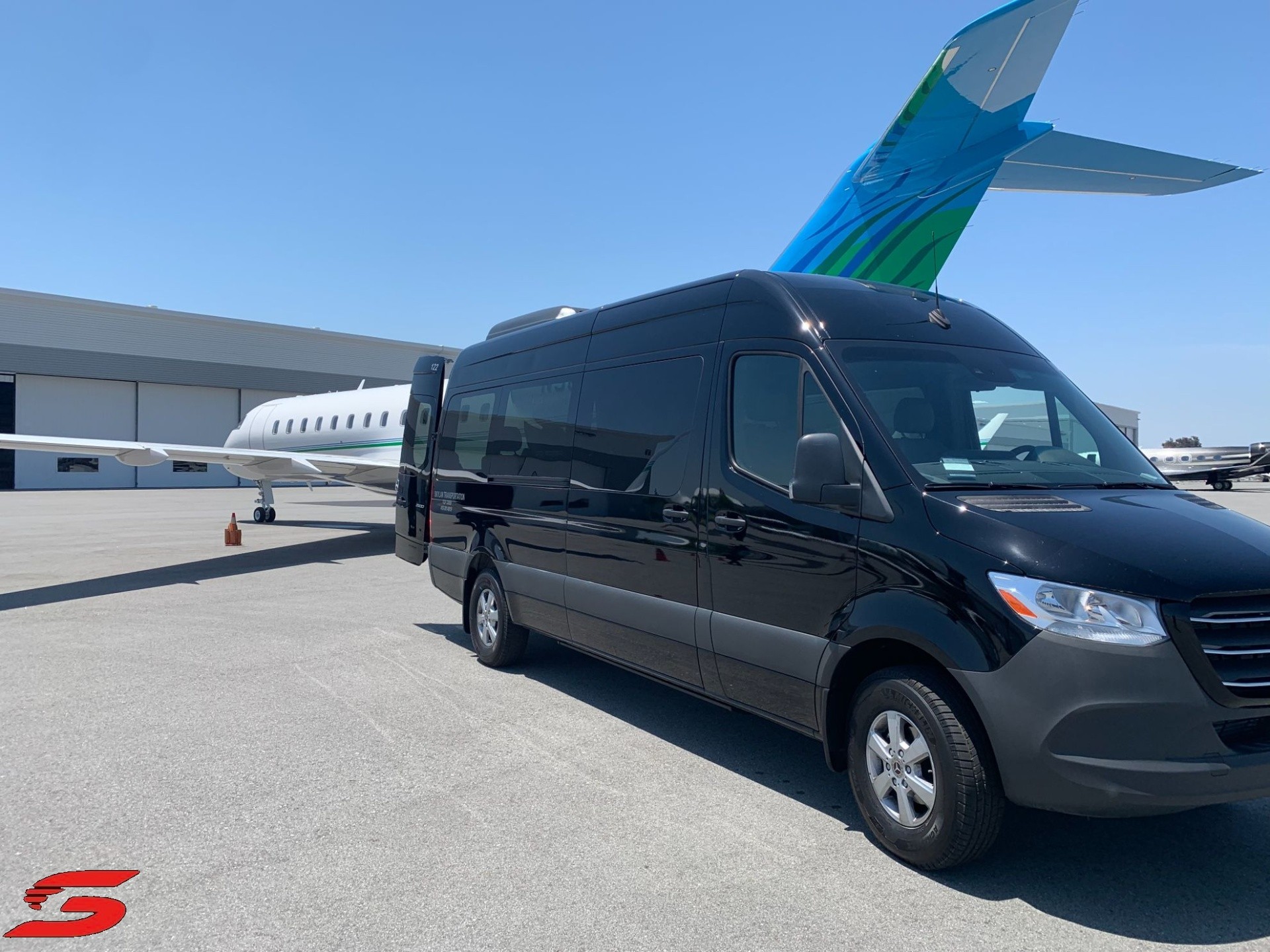 Sky 1 Limousine