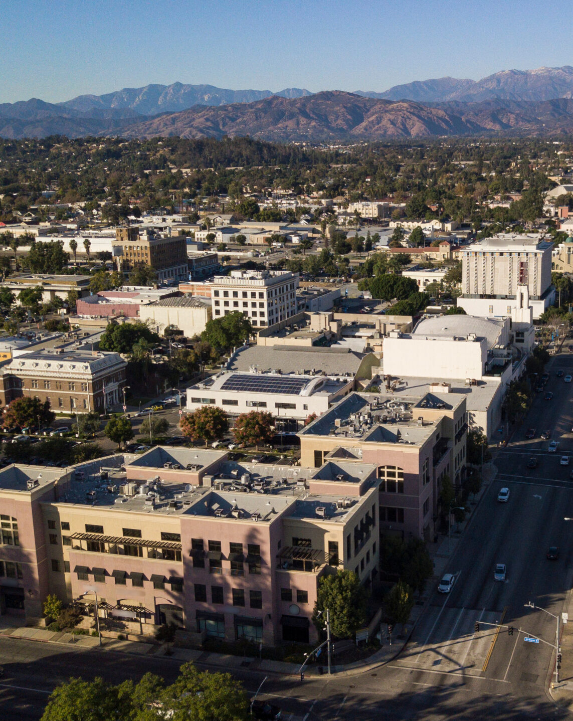 Charter Bus rentals in Pomona